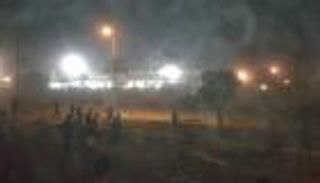 29 مصابًا لجماهير الأهلي في اشتباكات مع الأمن المصري