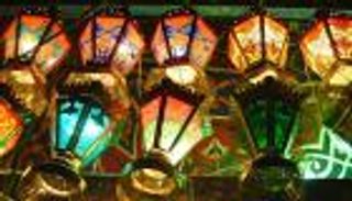  فانوس رمضان المصري يزدهر بعد فرض قيود الاستيراد على 