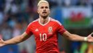 رامسي أحد أهداف اليونايتد في انتقالات الصيف