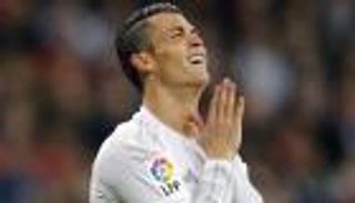 رونالدو يغادر تدريبات الريال بسبب الإصابة