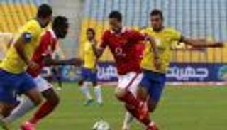 3 أهداف في 10 دقائق بموقعة الإسماعيلي والأهلي بالدوري المصري