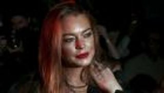 انسحاب بريطانيا.. لينزي لوهان غاضبة وإليزابيث هارلي تنام في سلام