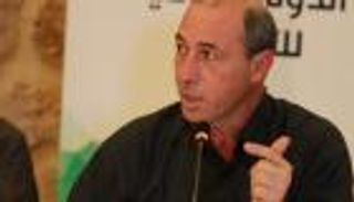 سجن صحفي فلسطيني يشعل التضامن مع الأسرى المضربين