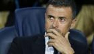 الوجه الآخر لإنريكي دفع لاعبي برشلونة لحل لغز بيتيس