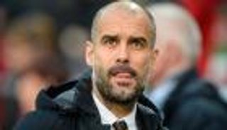 شاهد.. لقطة تُظهر انشغال ذهن جوارديولا بتحديات البايرن