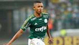 برشلونة يضمن أولوية ضم البرازيلي خيسوس