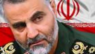 شخصيات عراقية تندد بزيارة عسكري إيراني لقوات الحشد بالفلوجة