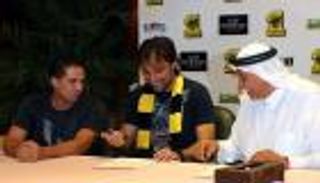 التشيلي سييرا يوقع عقود تدريب اتحاد جدة