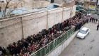 الفقر في إيران.. معدلات قياسية وفشل حكومي في إدارة الأزمة