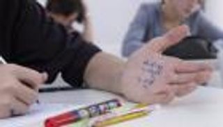 المغرب تبحث معاقبة الغشاشين في الامتحانات بالسجن والغرامة