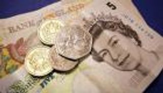 الإسترليني يتراجع مع تساؤلات الفائدة البريطانية