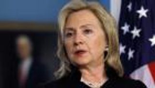 فيديوجراف.. 5 معلومات لا تعرفها عن هيلاري كلينتون