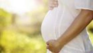 بالفيديو.. أشياء ضرورية لحقيبة المرأة الحامل في رمضان