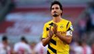 مدير دورتموند: هوملز سيصدر قراره الأسبوع المقبل