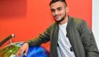 المغربي بوفال يتوج بجائزة أفضل لاعب إفريقي في فرنسا‎