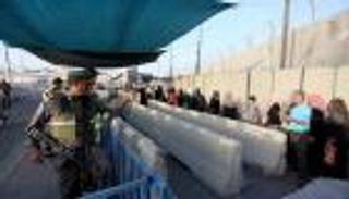 إسرائيل تلغي تصاريح دخول 83 ألف فلسطيني إلى الضفة الغربية