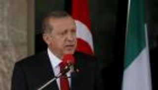 أردوغان يهدد المحكمة الدستورية بـ"الزوال" لإفراجها عن صحفيين
