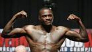 الملاكم ويلدر يحتفظ بلقب بطل العالم للوزن الثقيل