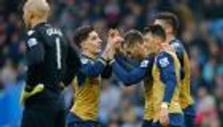 فينجر يبحث عن حلول لفك عقدة أرسنال أمام برشلونة