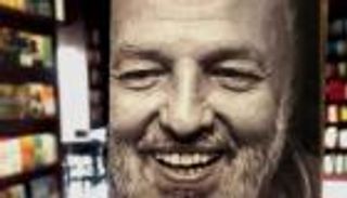 محمد خان يطلق كتابه الجديد 