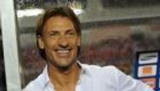 النصر ينفي مفاوضاته مع رينار