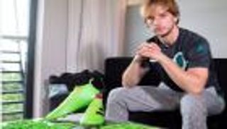 راكيتيتش يحصل على أول حذاء بدون 