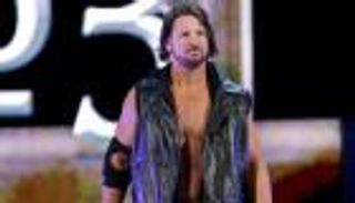 ماكمان يضع اللمسات النهائية على شخصية "إيه جيه ستايلز"