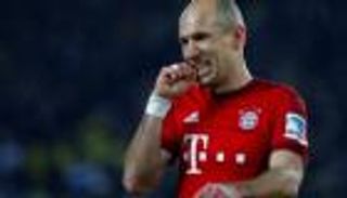 جوارديولا يتوقع غياب روبن عن مباراة بنفيكا