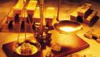 الذهب يزيد خسائره إلى 1.2% بعد تسجيل أعلى مستوى في 13 شهرًا