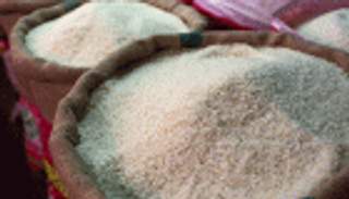 مصر توقع عقدا لاستيراد 80 ألف طن من الأرز استعدادا لرمضان