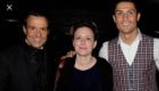 لفتة إنسانية رائعة من رونالدو تجاه زوجة فقيد الكرة الإيطالية