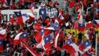 تشيلي تستعد للأرجنتين في نهائي كوبا أمريكا بـ 20 ألف علم