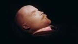 روسيا تخصص 13 مليون روبل للحفاظ على جثمان.. من هو؟