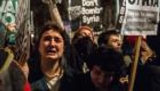 صوت الانتقام ينتصر .. البرلمان البريطاني يوافق على ضربات جوية لـ