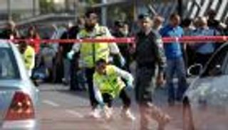 إصابة مستوطنة بجراح خطيرة في عملية طعن جنوبي الضفة الغربية
