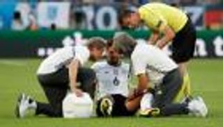 لوف يؤكد غياب خضيرة عن مواجهة فرنسا