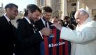 ودية بين سان لورينز وروما .. بعد لقاء مع بابا الفاتيكان