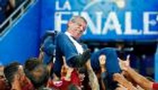 مدرب البرتغال.. 14 مباراة رسمية دون هزيمة