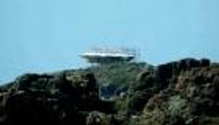 مركبة فضائية تهبط في أيرلندا لتصوير فيلم جديد.. ما هو؟