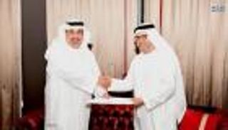 رئيس الإمارات ومحمد بن زايد يتلقيان رسالة خطية من أمير الكويت