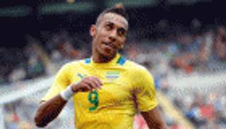 مدرب الجابون يؤكد قرب رحيل أوباميانج عن دورتموند