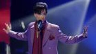 حبوب تحمل وصفا خاطئا في منزل المغني الراحل برنس