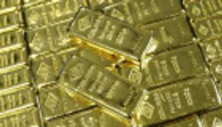 الذهب ينخفض أكثر من 1% بسبب تصريحات مسؤول أمريكي