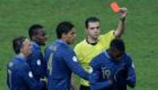 حكم خسارة فرنسا يدير افتتاح يورو 2016