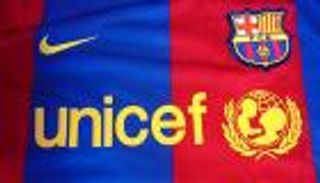 برشلونة يجدد تعاونه مع اليونيسيف حتى 2020