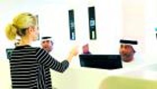 إقامة دبي تطلق خدمة "البلاغات الذكية" لموظفيها