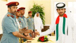 تسليم الجنسية الإماراتية لـ 152 من أبناء المواطنات