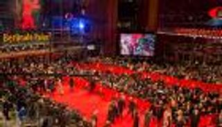 20 فيلمًا تتنافس على جائزة الدب الذهبي في مهرجان برلين السينمائي فبراير 2016
