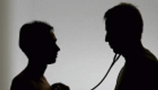 انتبهوا.. آلام الخصية لدى الطفل تستدعي استشارة الطبيب فوراً