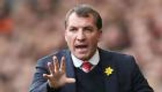 الملاكمة تجهز مدرب ليفربول السابق للعودة للملاعب